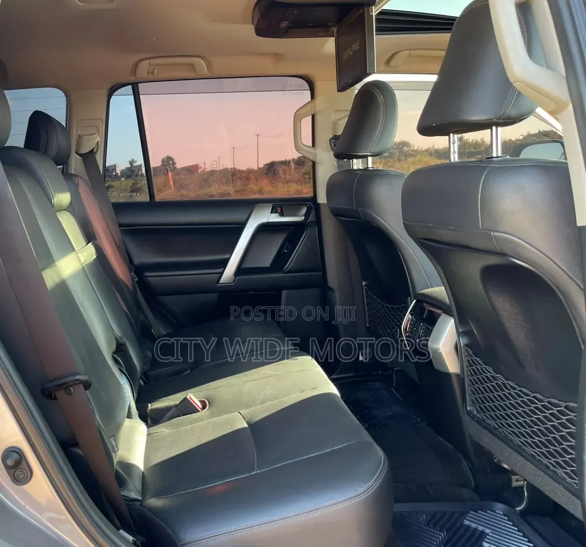 Toyota Land Cruiser Prado 2017 Gray