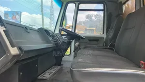 Truck Ashork Layland