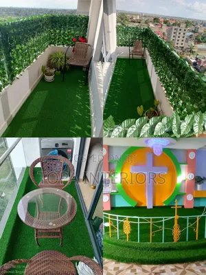 Decorative Balcony Floor Grass Carpets Installation