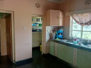 6bdrm House in Eveready, Industrial Area (Nakuru) for sale