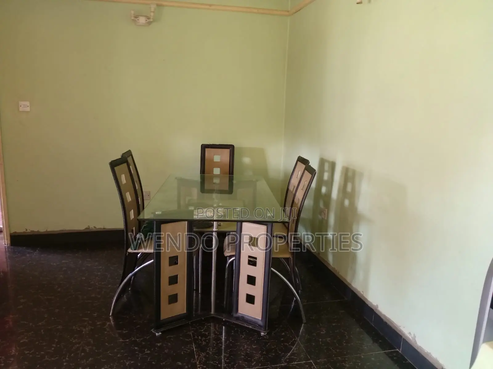 6bdrm House in Eveready, Industrial Area (Nakuru) for sale
