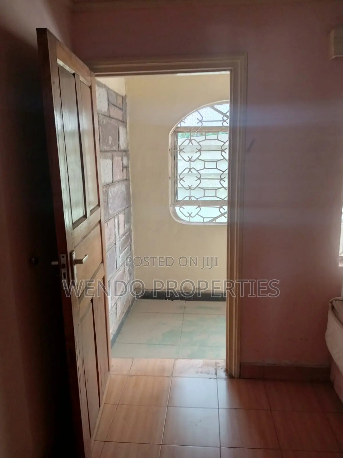 6bdrm House in Eveready, Industrial Area (Nakuru) for sale