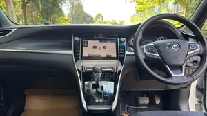 Toyota Harrier 2019 Pearl