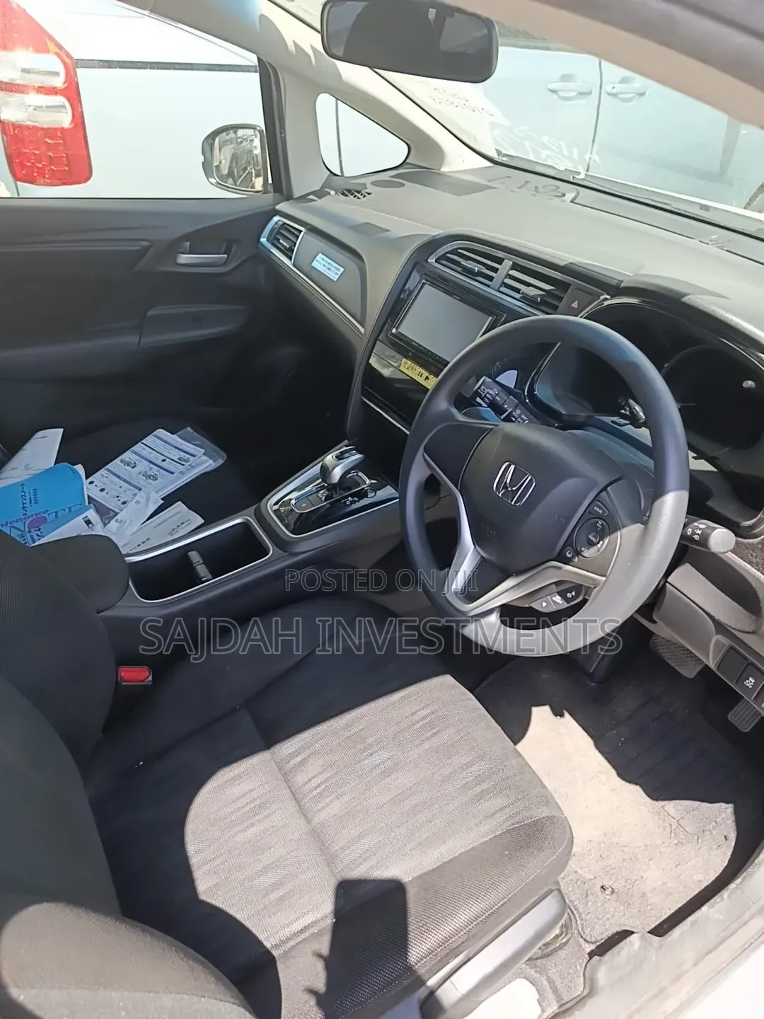 Honda Fit Shuttle 1.5 Hybrid 2WD 2019 White