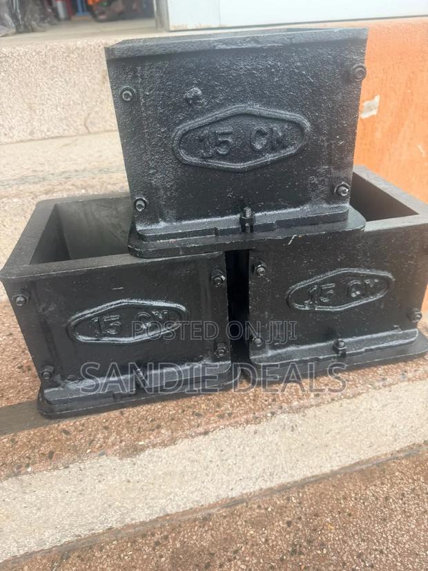 Compression Test Cube Moulds - main view