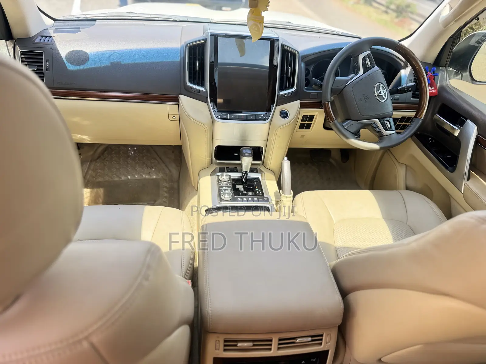 Toyota Land Cruiser 4.6 V8 ZX 2016 White