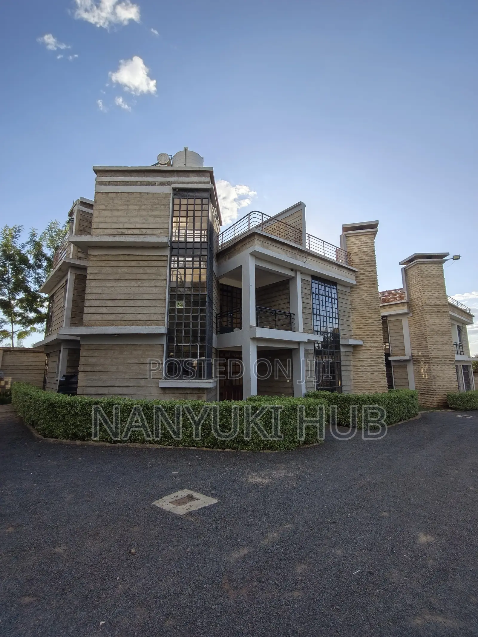 4-Bedroom All-Ensuite Maisonette