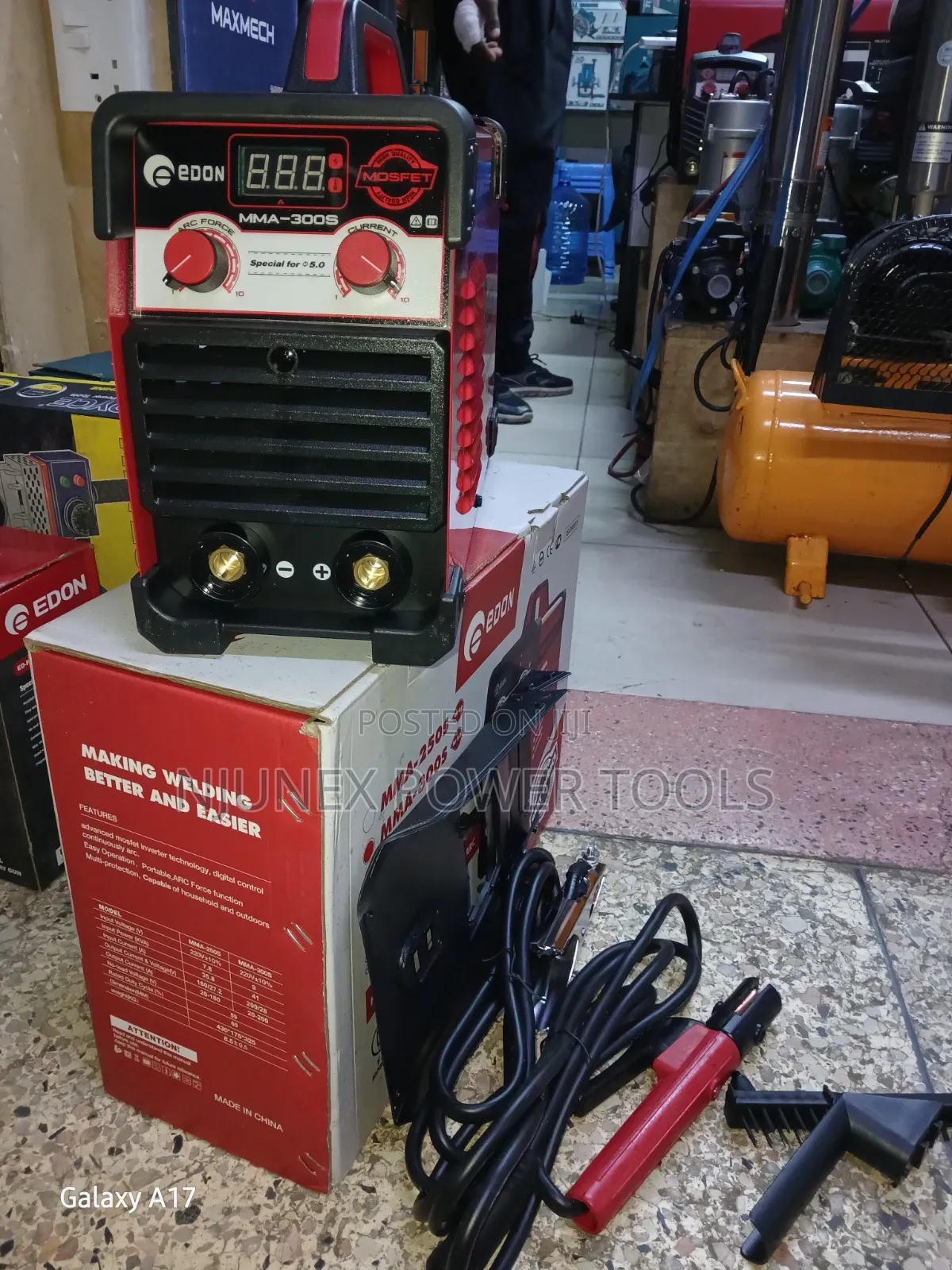 Edon MMA-300S 300-Amp Inverter Welding Machine