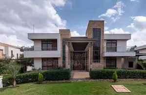 5bdrm Villa in Karen for rent