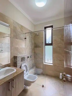 5bdrm Villa in Karen for rent