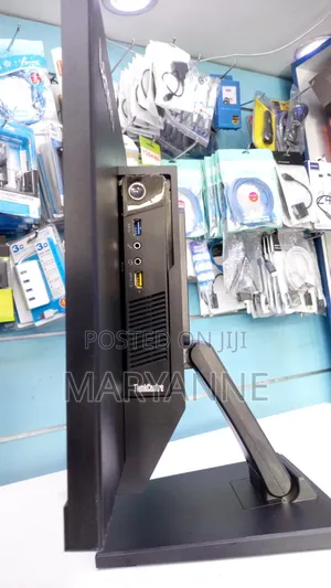Desktop Computer Lenovo ThinkCentre 22 8GB Intel Core i5 HDD 500GB