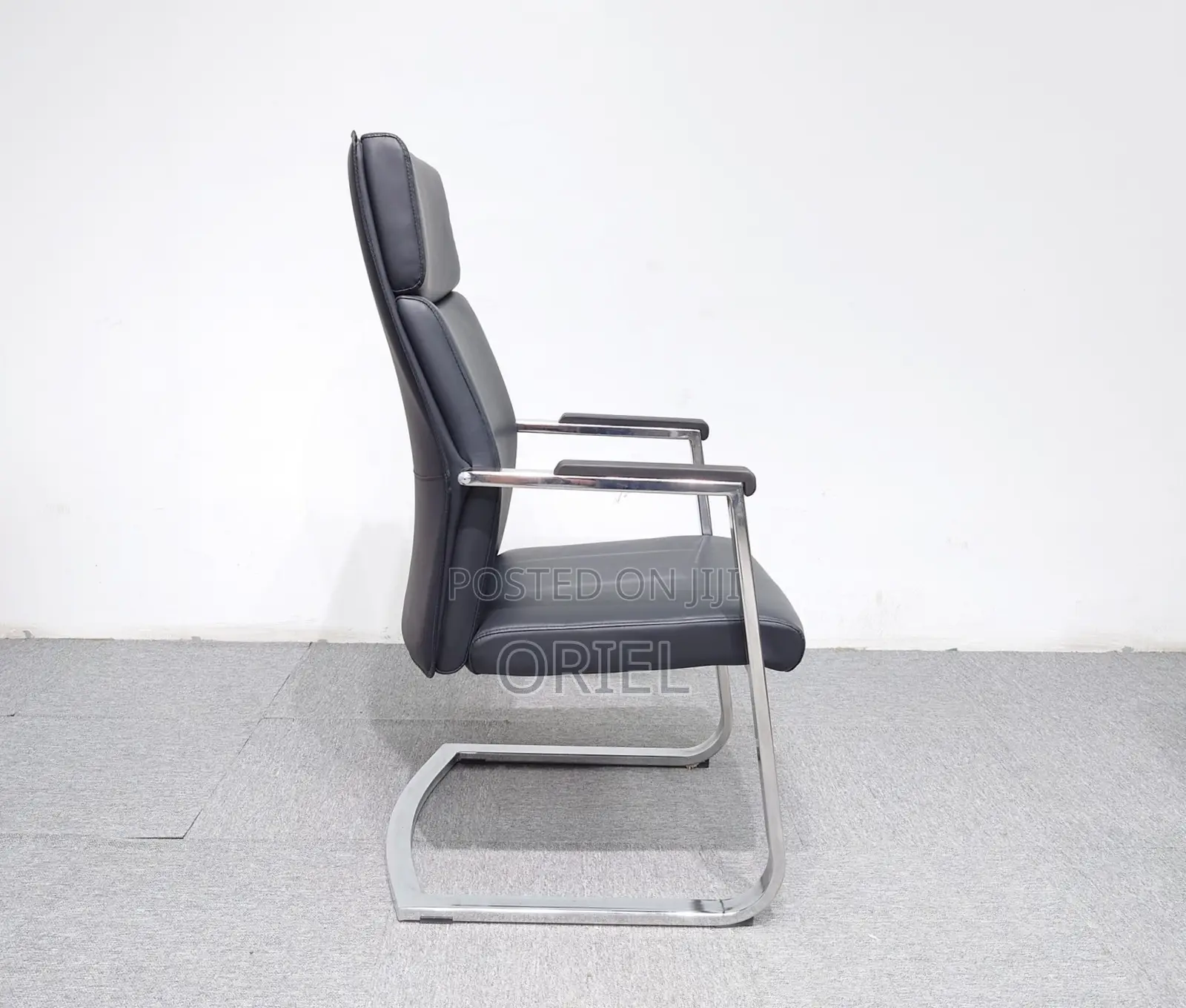 Office Chair : Ergonomic Sled Base Reception Leather Chair
