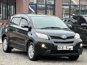 Toyota IST 2008 Black