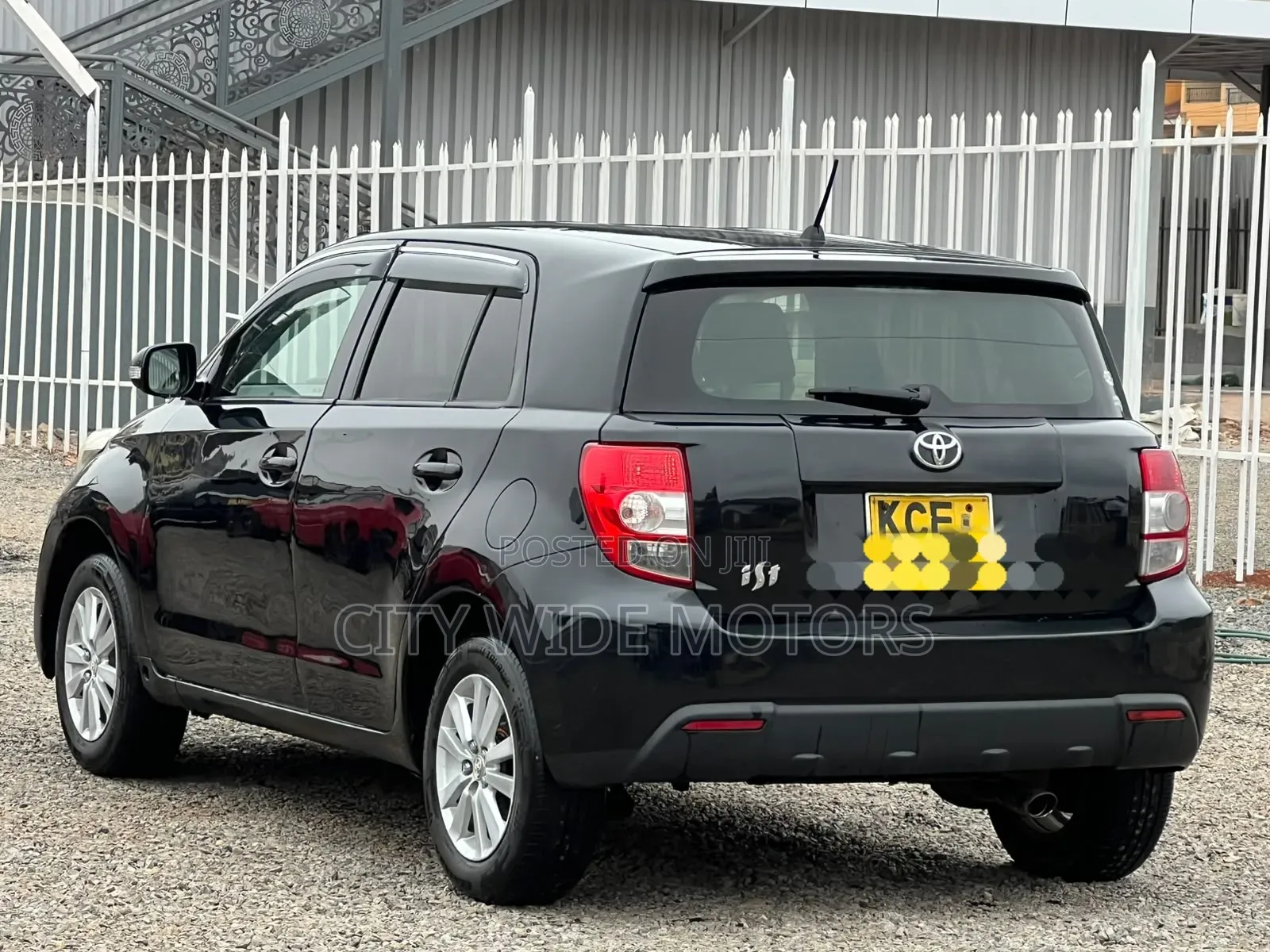 Toyota IST 2008 Black