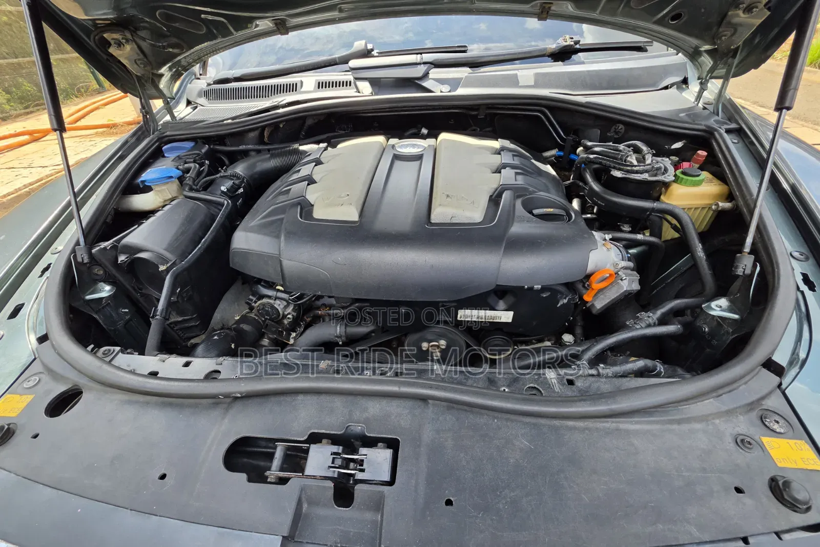 Volkswagen Touareg 3.0 V6 TDi Automatic 2006 Gray