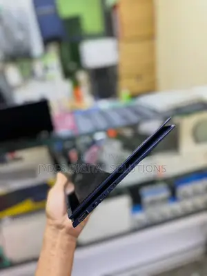 Laptop HP Dragonfly G1 8GB Intel Core i5 SSD 256GB