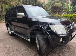Mitsubishi Pajero 2011 Black