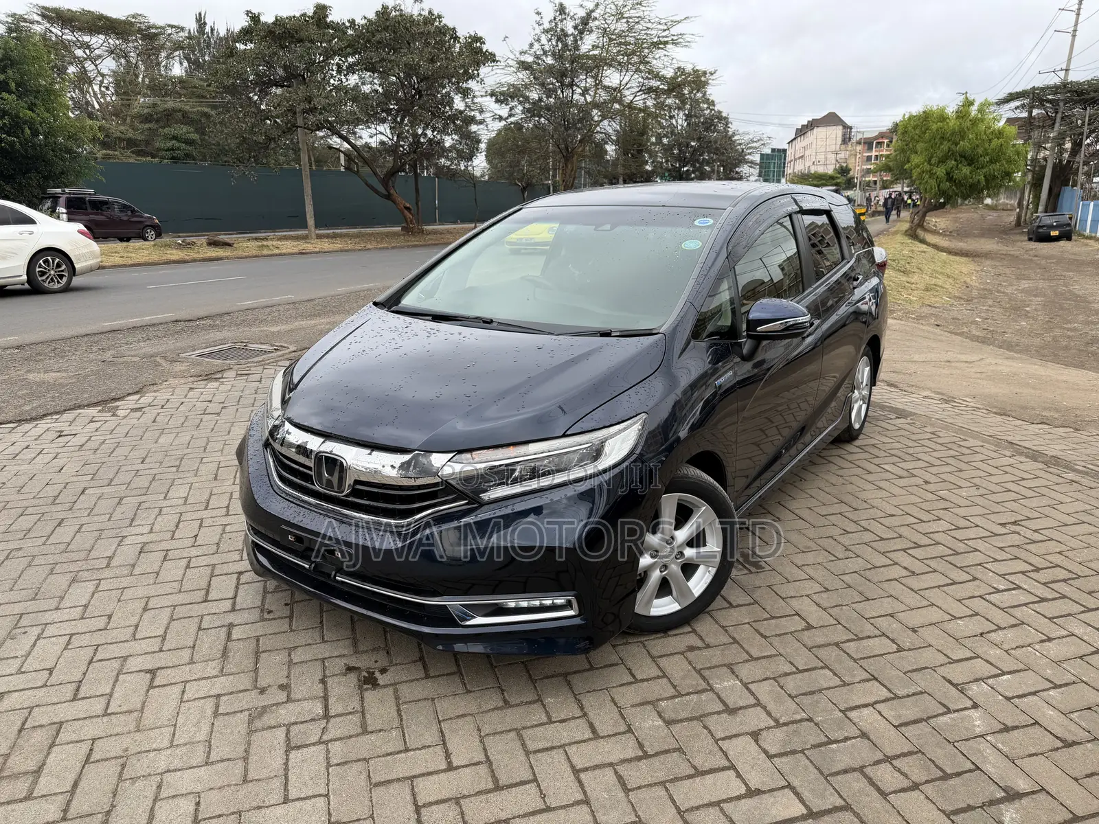 Honda Shuttle 1.5 Hybrid 2WD 2019 Blue