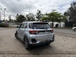 Toyota Raize 1.0 FWD 2020 Silver