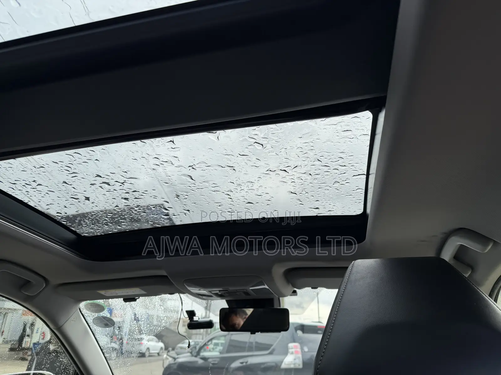 Toyota RAV4 Limited AWD 2019 White