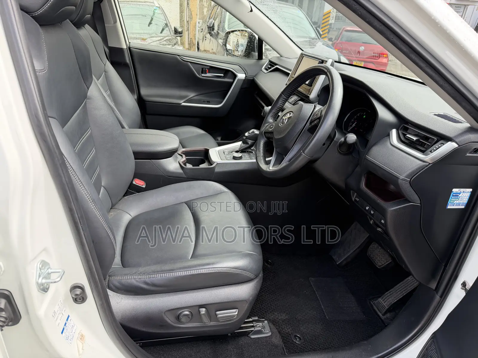 Toyota RAV4 Limited AWD 2019 White