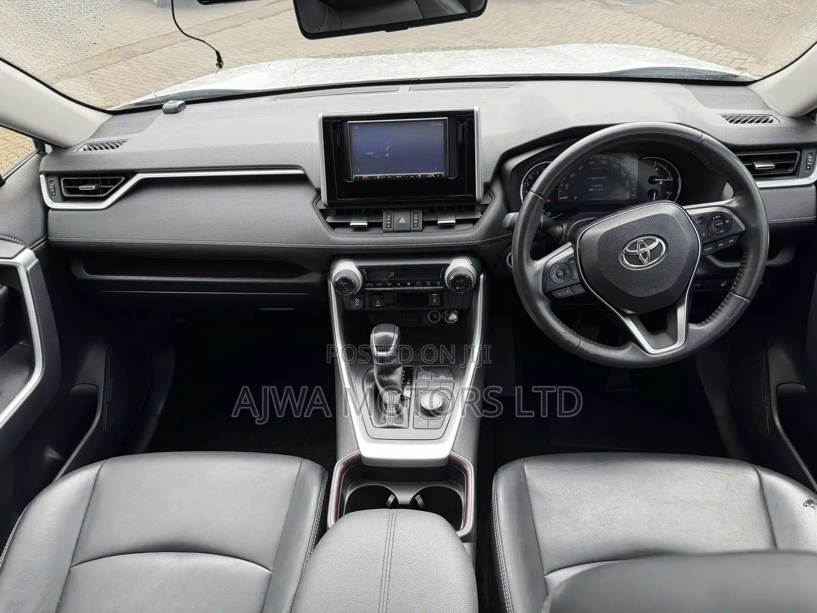 Toyota RAV4 Limited AWD 2019 White