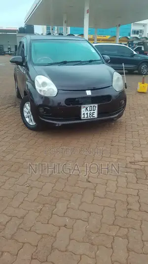 Toyota Passo 1.3 FWD 2014 Purple