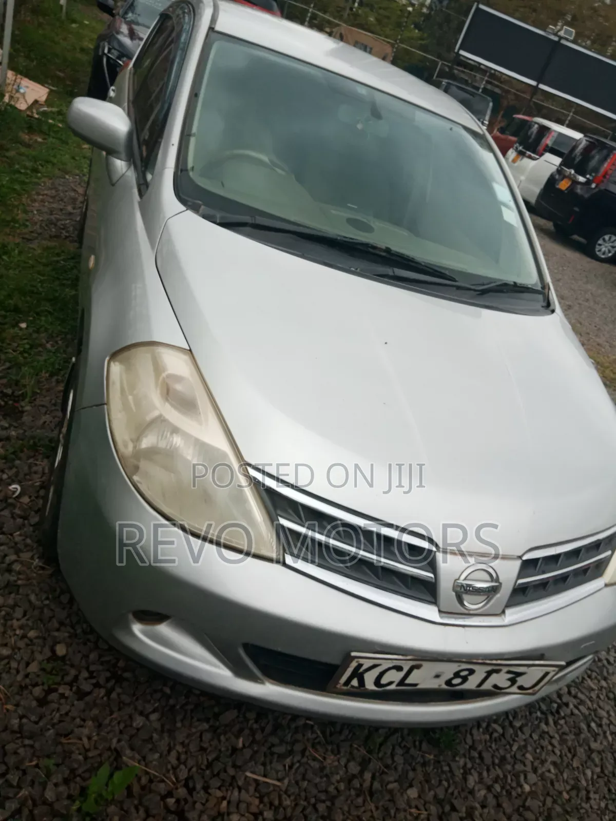 Nissan Tiida 1.5L 16V 2010 Silver