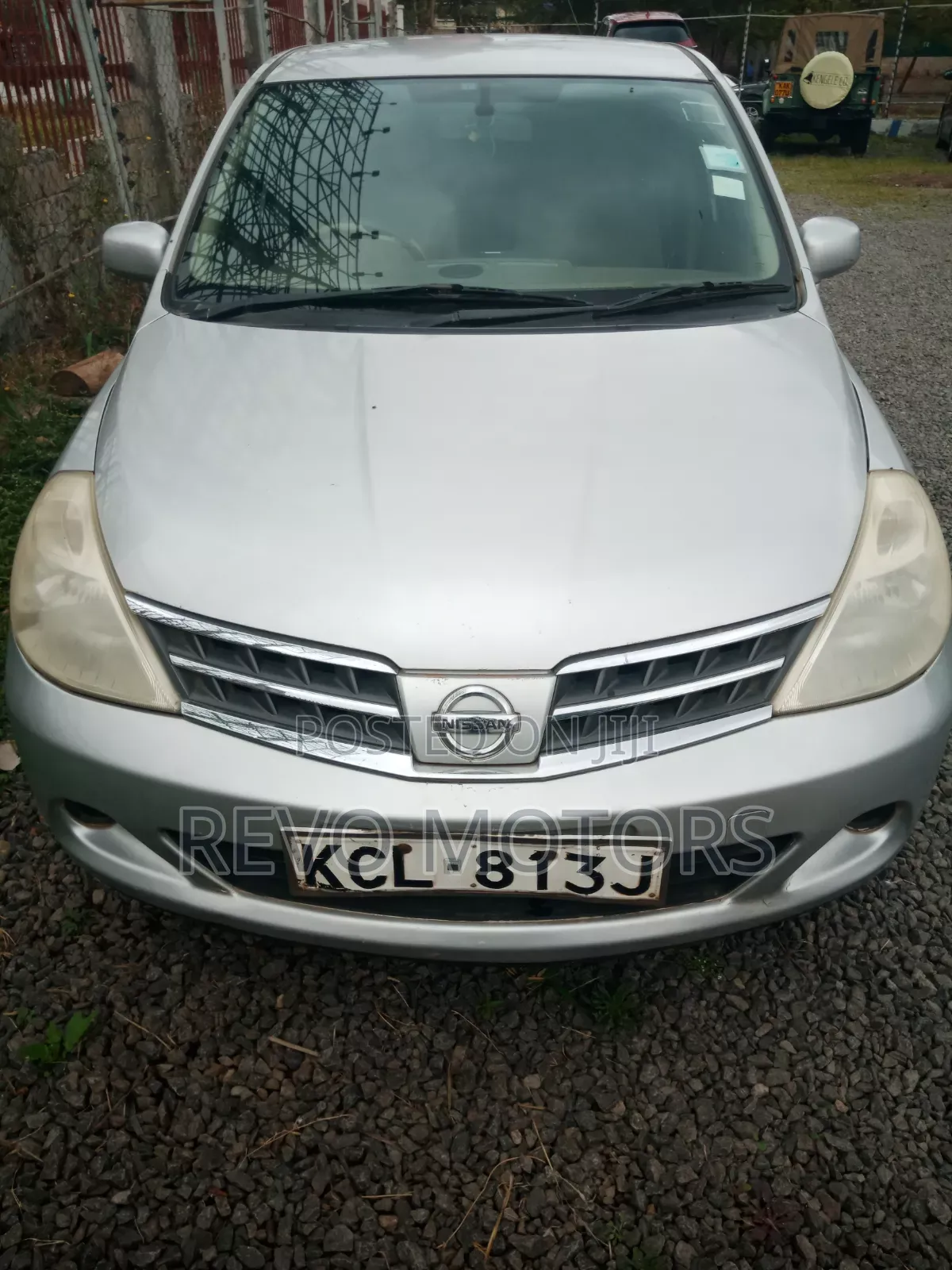 Nissan Tiida 1.5L 16V 2010 Silver