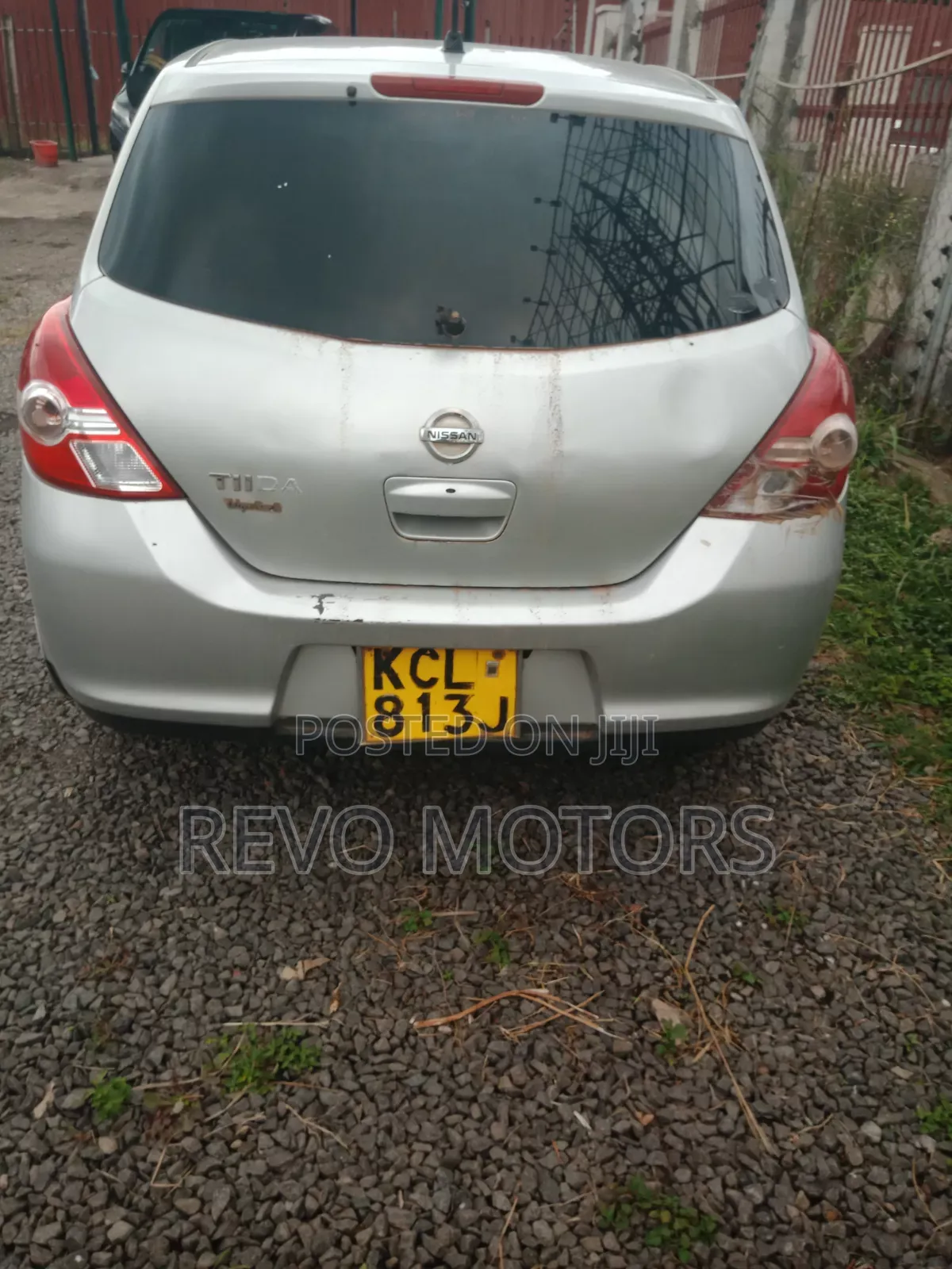 Nissan Tiida 1.5L 16V 2010 Silver