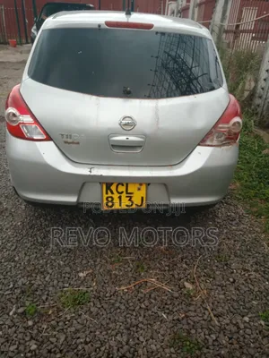 Nissan Tiida 1.5L 16V 2010 Silver