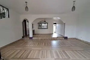 5bdrm House in Katani for rent