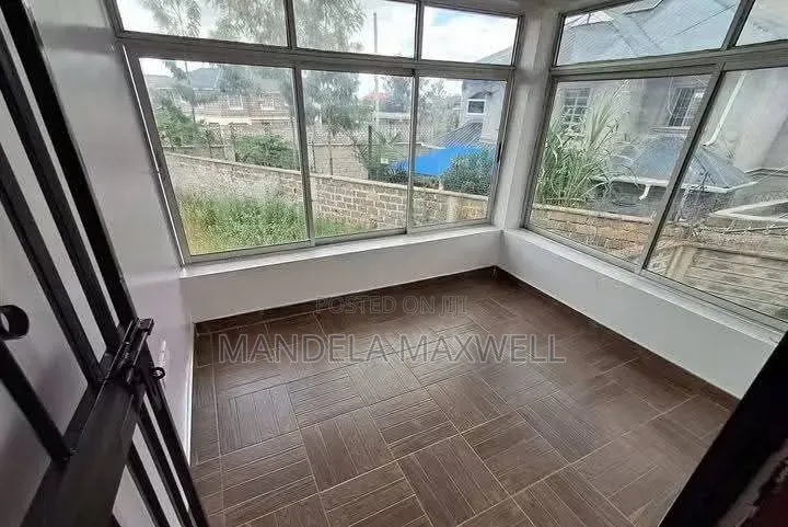 5bdrm House in Katani for rent