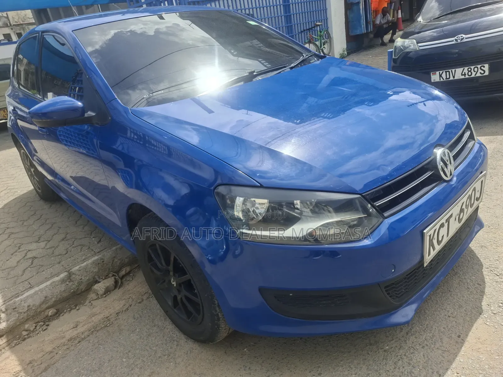 Volkswagen Polo 2013 Blue