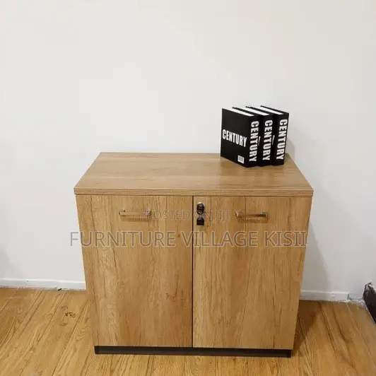 Office Furniture; 2-Door Office Storage Credenza