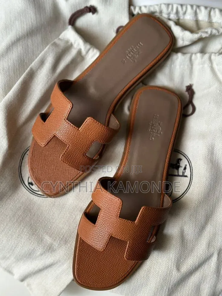 Hermes Oran Fully Boxed, Quality Top
