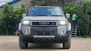 Toyota Land Cruiser Prado 2.8 2024 Gold