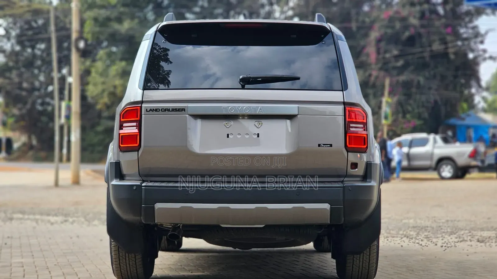 Toyota Land Cruiser Prado 2.8 2024 Gold