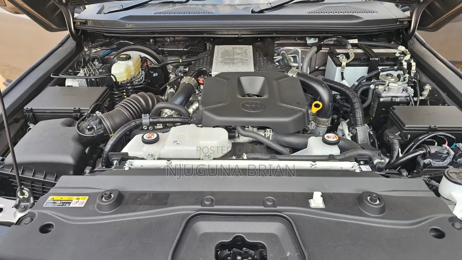 Toyota Land Cruiser Prado 2.8 2024 Gold