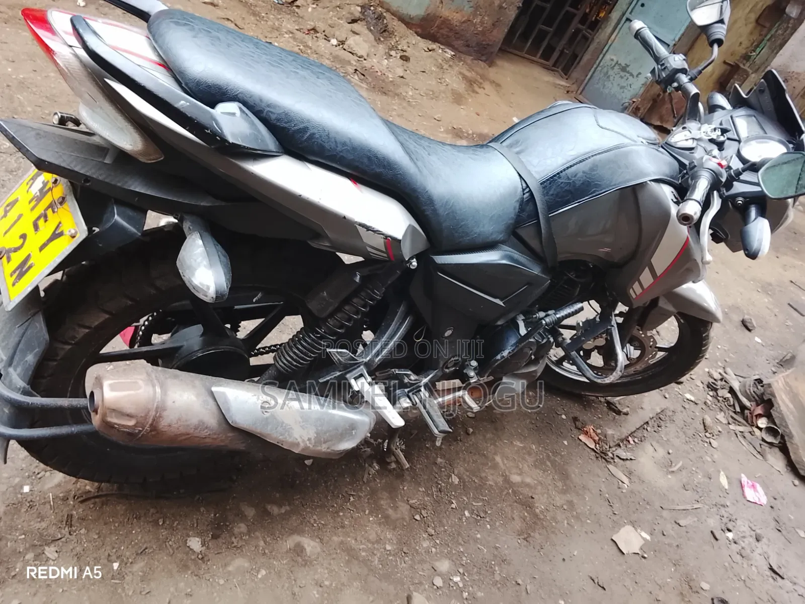 TVS Apache RTR 160 2V 2018 Gray