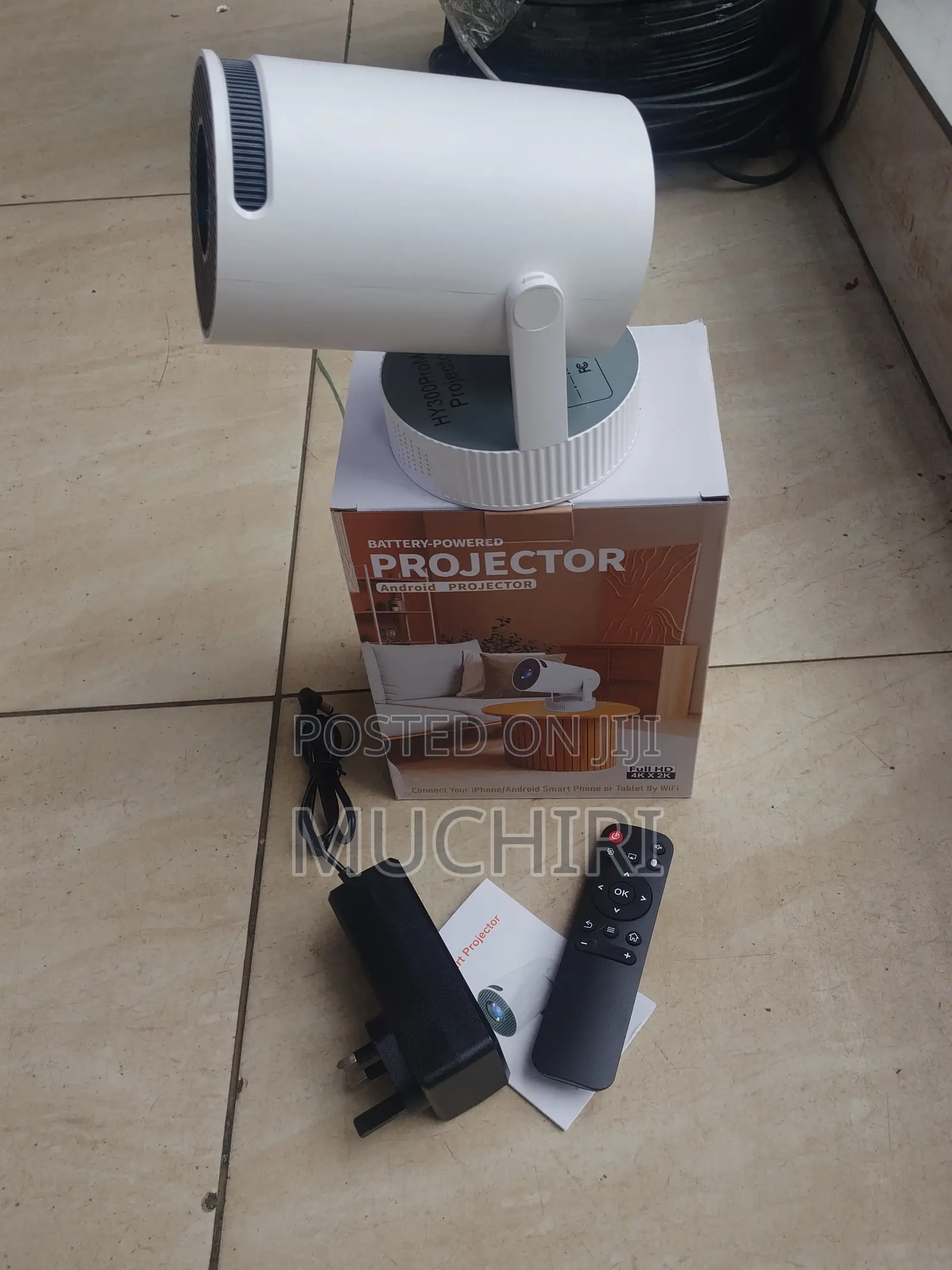 HY300 Portable Smart Projector With Inbuilt Battery