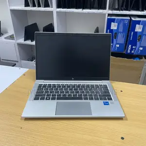 Laptop HP EliteBook 830 G8 8GB Intel Core i5 SSD 256GB
