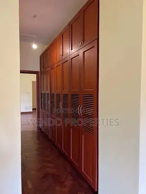 5bdrm Villa in Miotoni, Karen C for rent