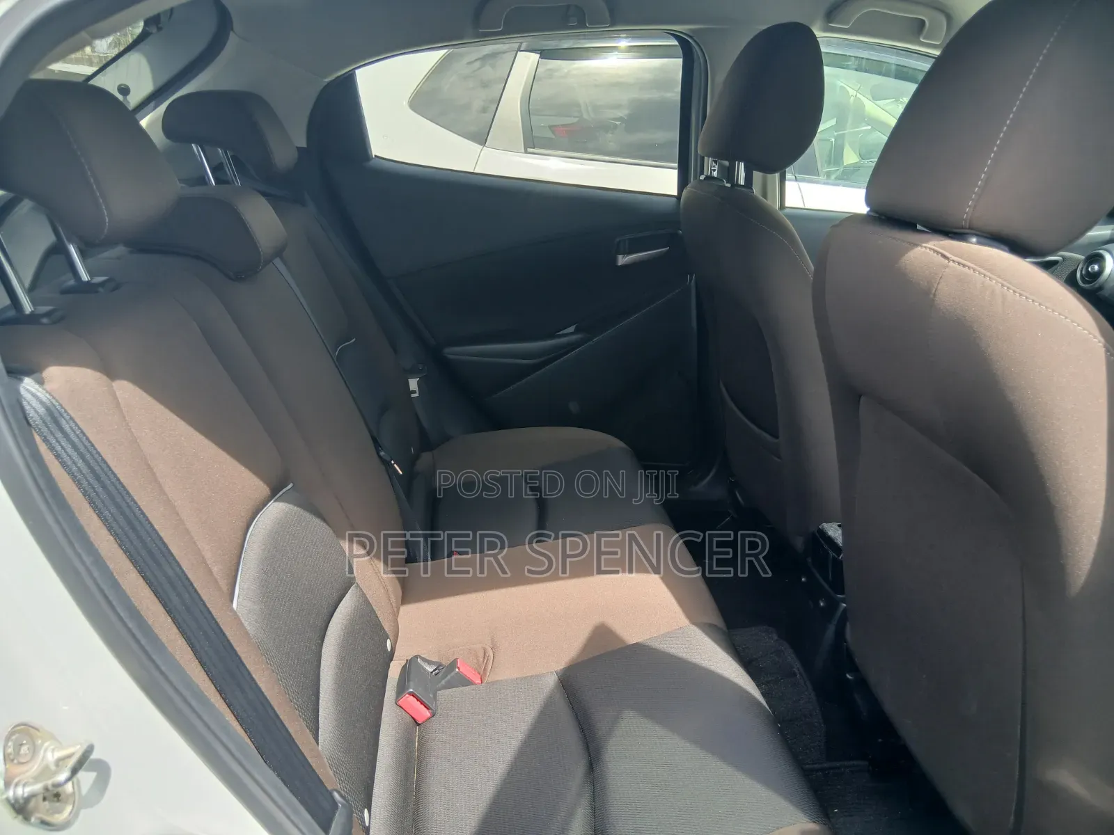Mazda 2 2021 Silver