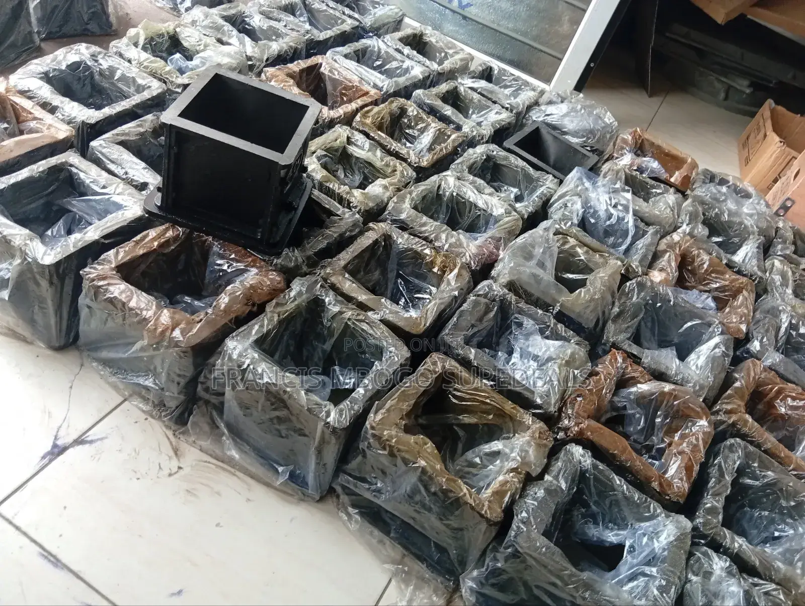 Cube Moulds/ Concrete Strength Testing Cube