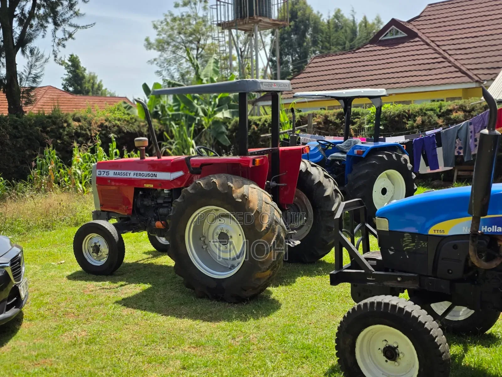 Massey Ferguson 375
