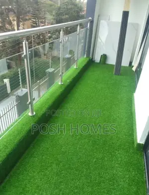Rooftop Artificial Green Grass Carpet