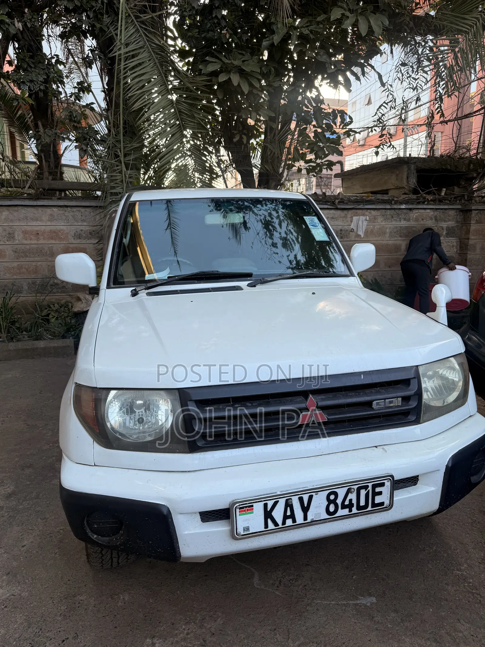 Mitsubishi Pajero IO 2000 Pearl