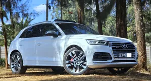 Audi Q5 45 Premium AWD quattro 2020 White
