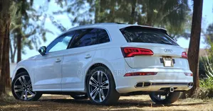 Audi Q5 45 Premium AWD quattro 2020 White